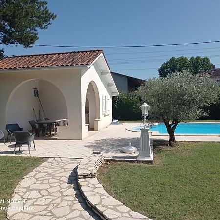La Maison Basque Sainte-Livrade-sur-Lot Kültér fotó