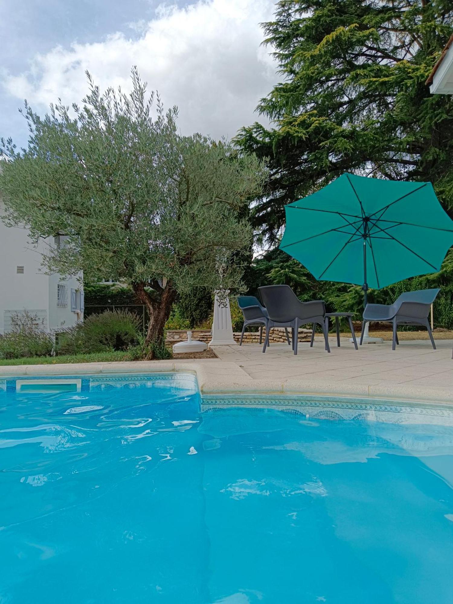 La Maison Basque Sainte-Livrade-sur-Lot Kültér fotó